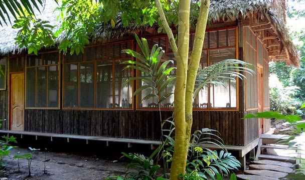 Madidi Jungle Ecolodge Dining room